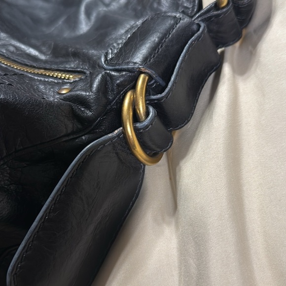 Chloe Bay Shoulder Bag - Picture 6 of 15